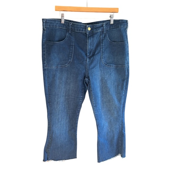 ANTHROPOLOGIE PILCRO‎ The Icon Low-Rise Flared Jeans CROPPED 34 - Picture 3 of 14